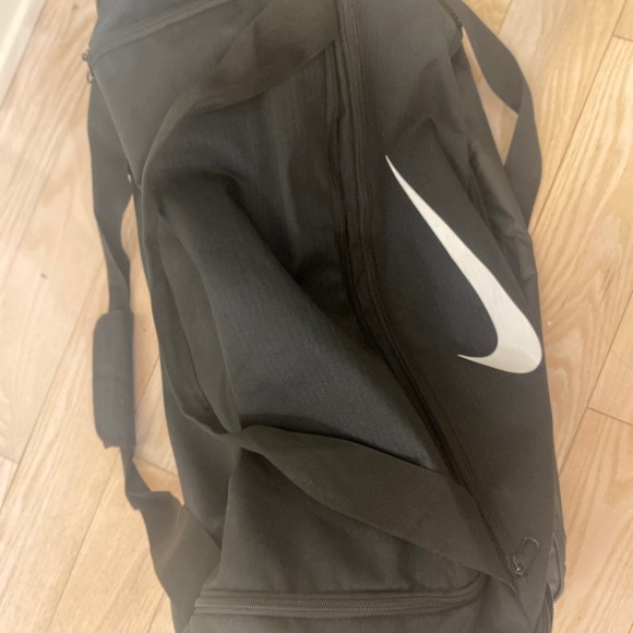 Nike Black Duffel Bags - Picture 5 of 6